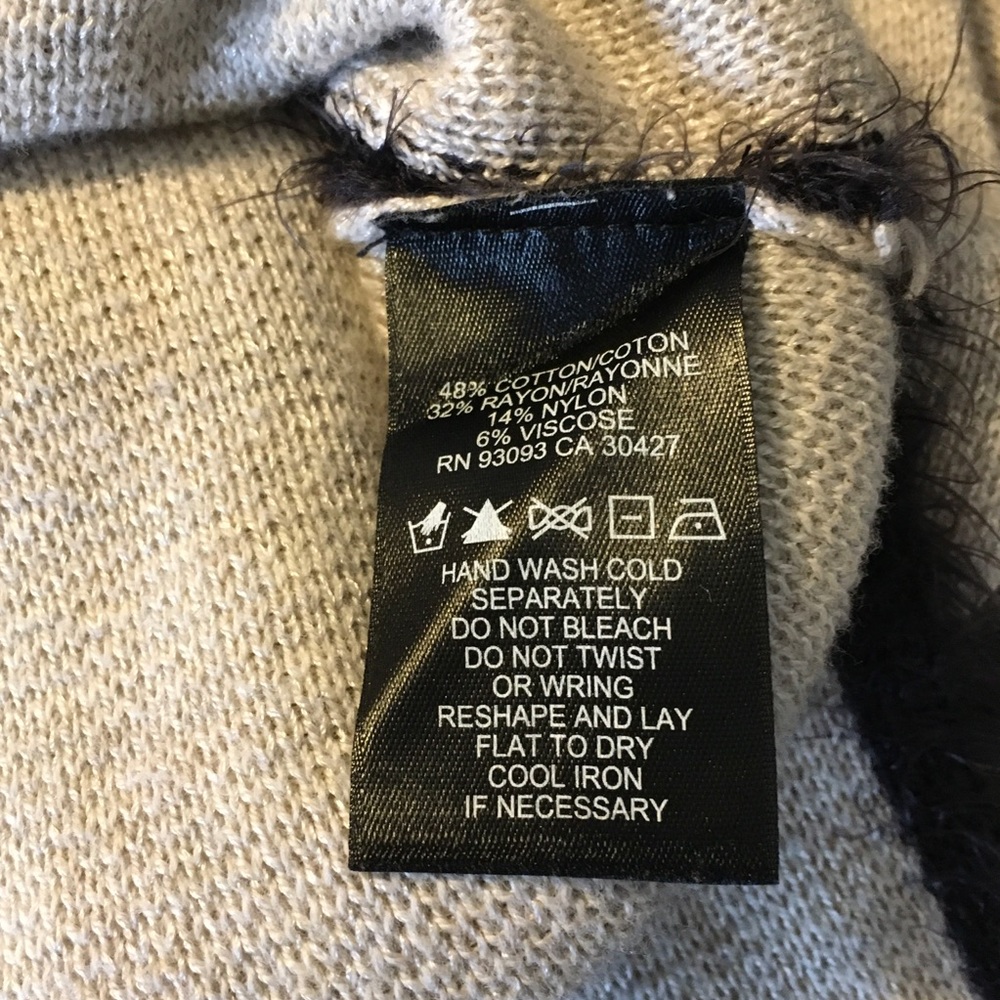 Nic + Zoe Beige pullover sweater - Picture 6 of 6